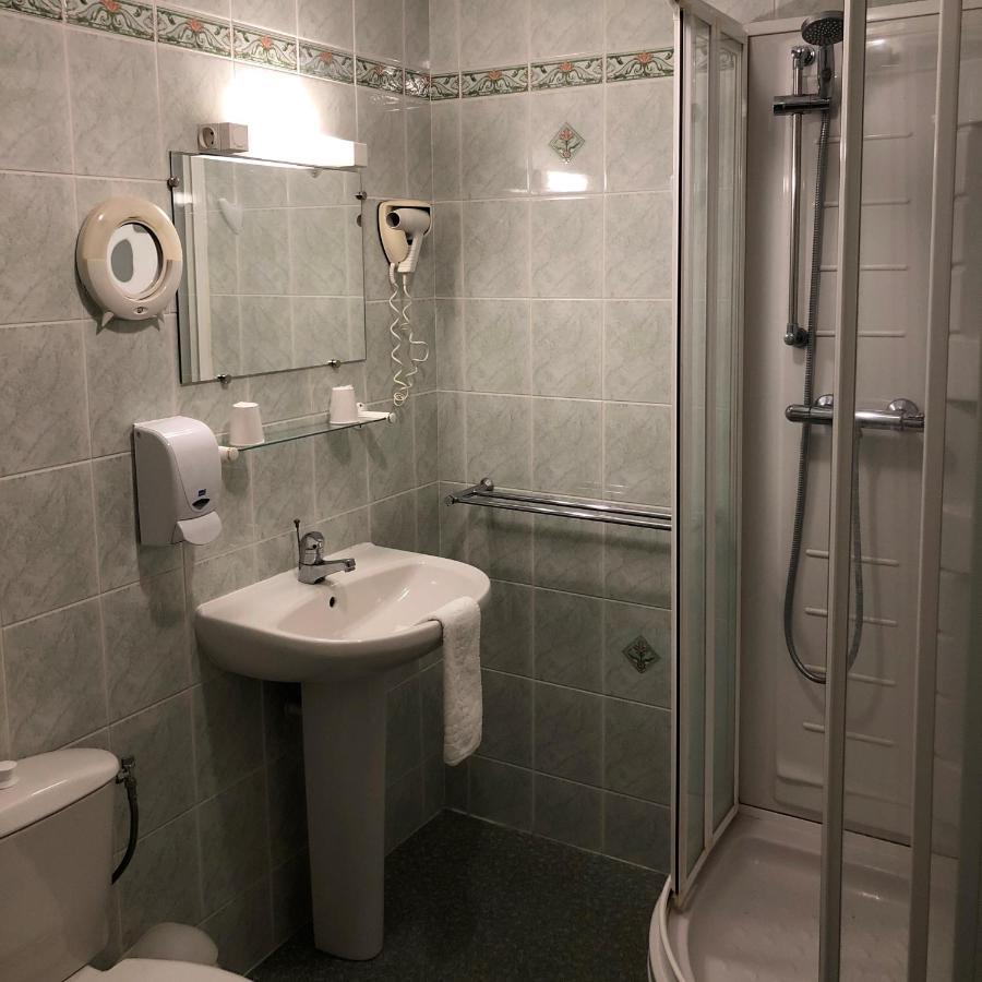 Hostellerie Au rendez-vous des amis Chaumont  Exterior foto