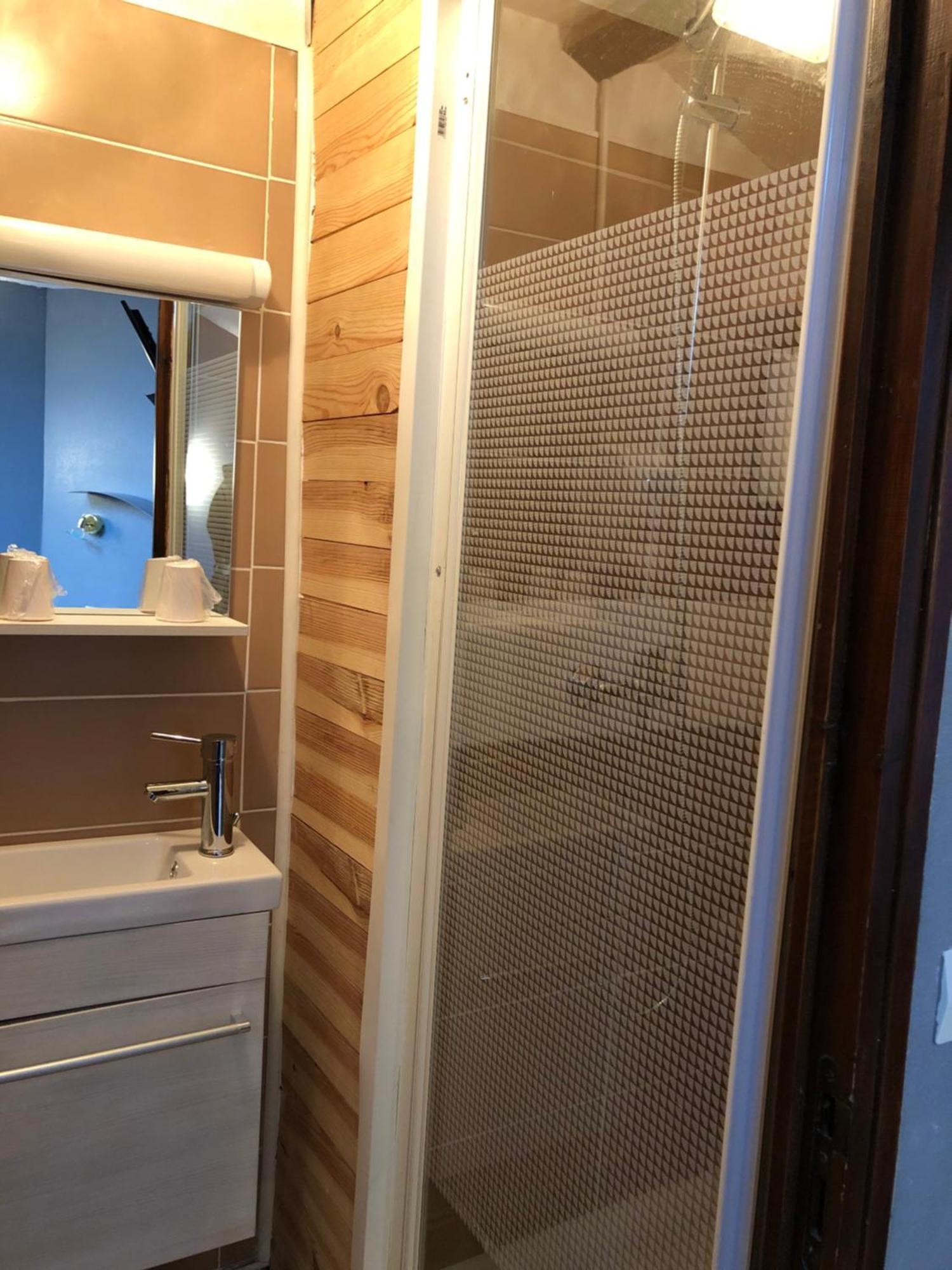 Hostellerie Au rendez-vous des amis Chaumont  Exterior foto